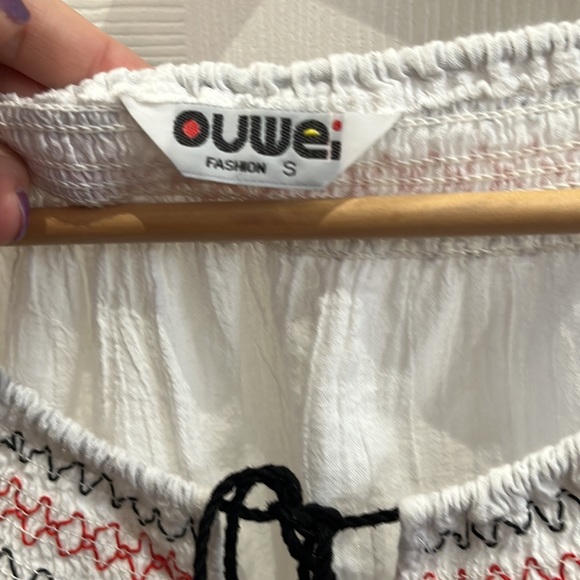 NWOT Boho top with embroidery - Picture 6 of 11